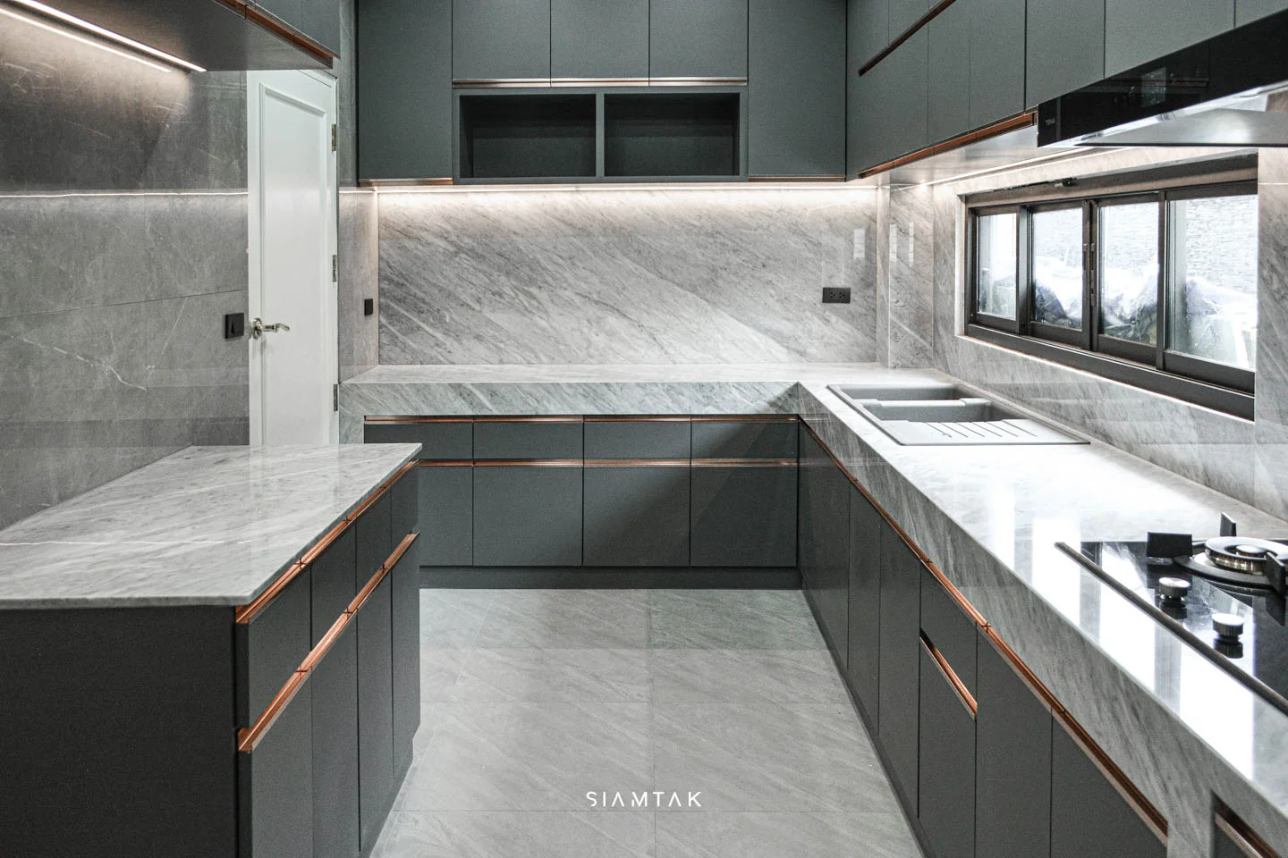 ท็อปครัวหินอ่อน White Carrara