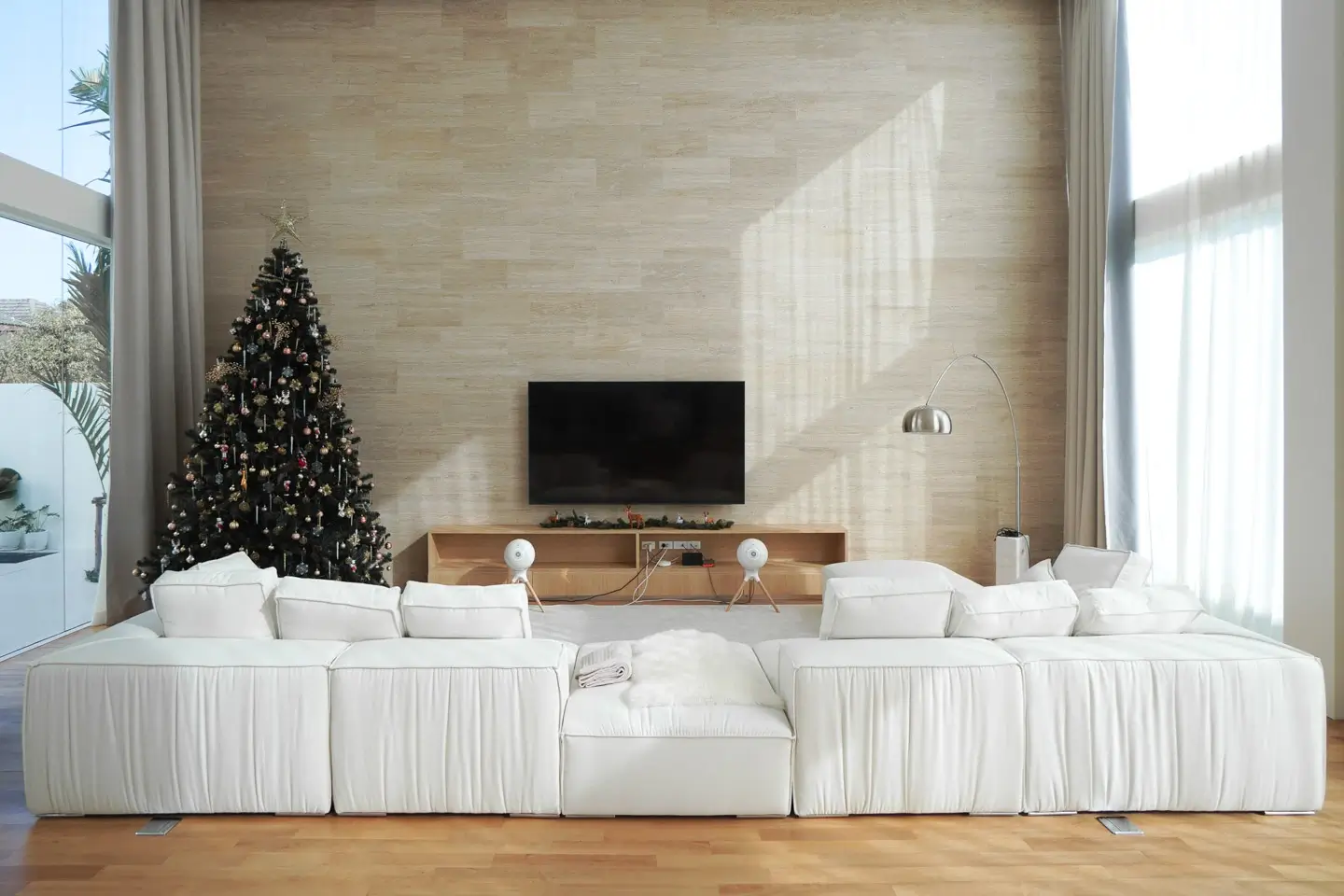 A minimalist house decorated with travertine stone